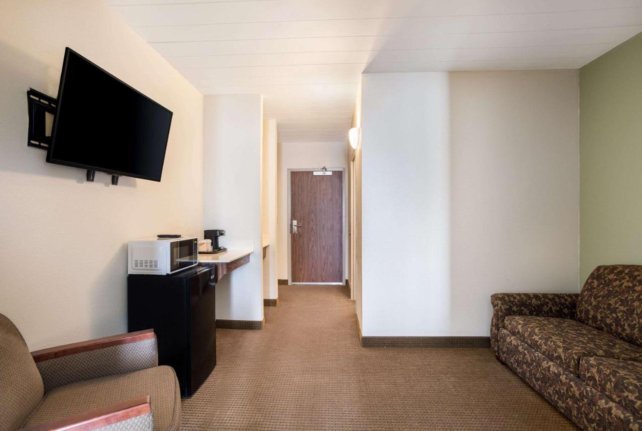 Quality Inn & Suites Monterey, Tn - Crossville, Tn מראה חיצוני תמונה