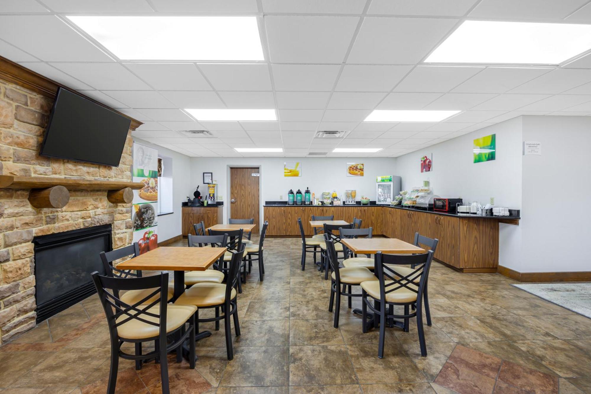 Quality Inn & Suites Monterey, Tn - Crossville, Tn מראה חיצוני תמונה